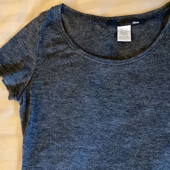 Ellison Cap Sleeve Woman’s Top with Sequin Embellished Shoulder. Size Small. - Picture 3 of 7